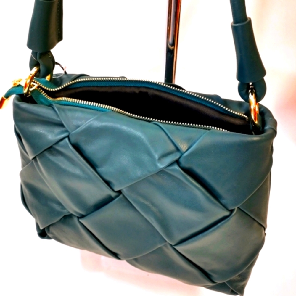 Valentina Fiore Nappa Leather Basket Weave Shoulder Bag NWOT